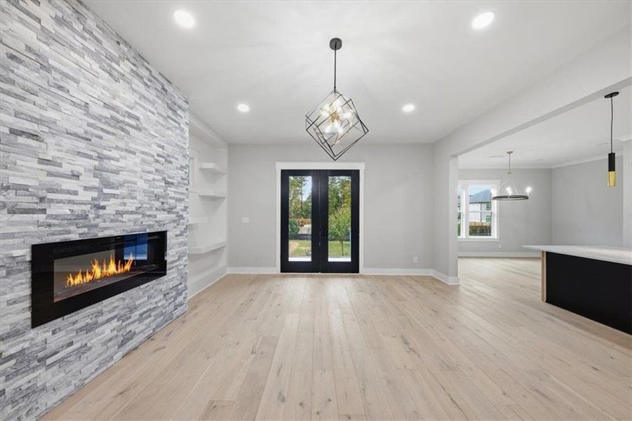 Spacious, unfurnished interior of a new home in , Acworth (Image 40).