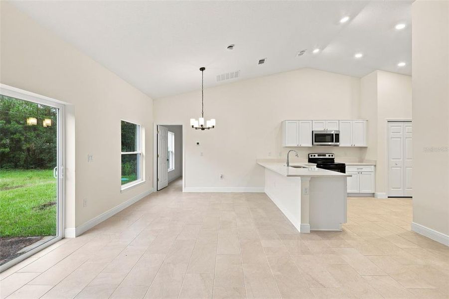 Image 40 of a home in .