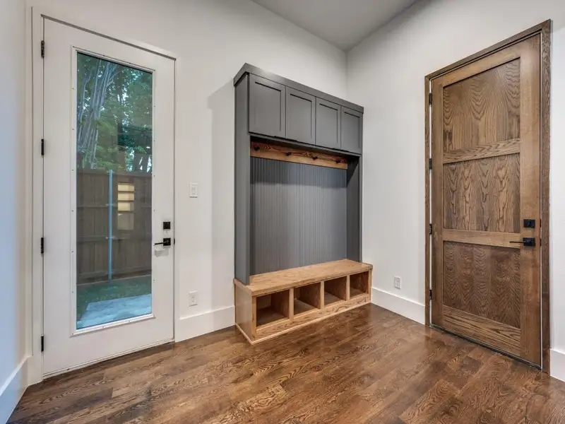 Furnished interior view inside a new home in , Dallas (Image 7).