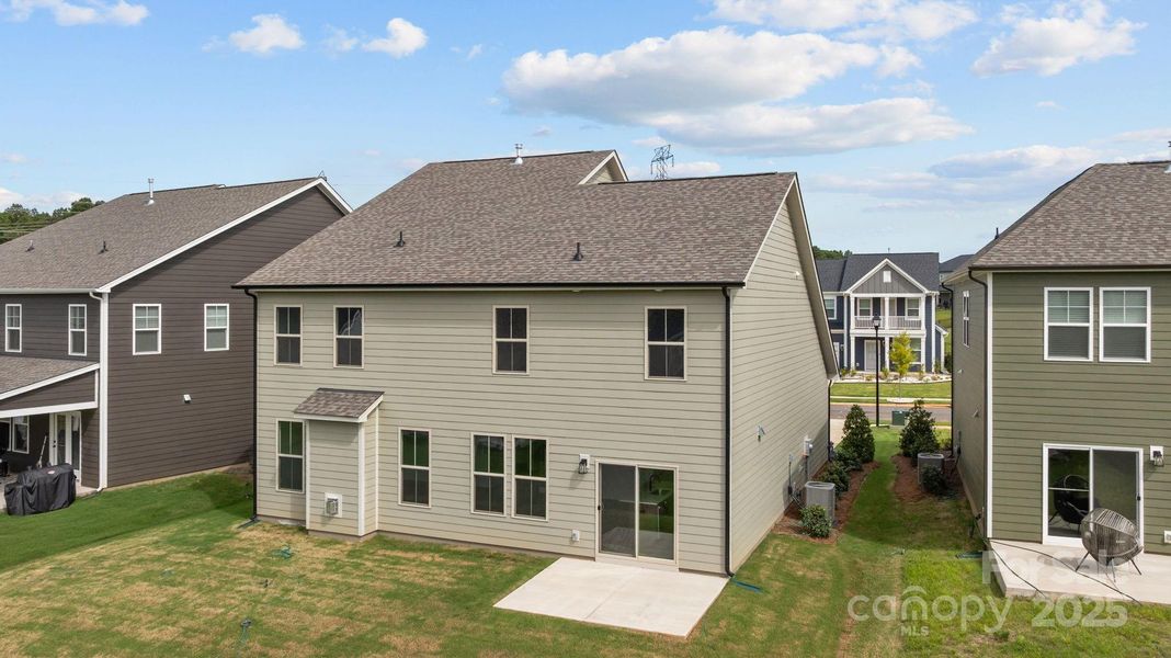 Front exterior of a new home in Lakeside Glen, York, SC, highlighting curb appeal (Image 19). Front exterior of a new home in Lakeside Glen, York, SC, highlighting curb appeal (Image 19).