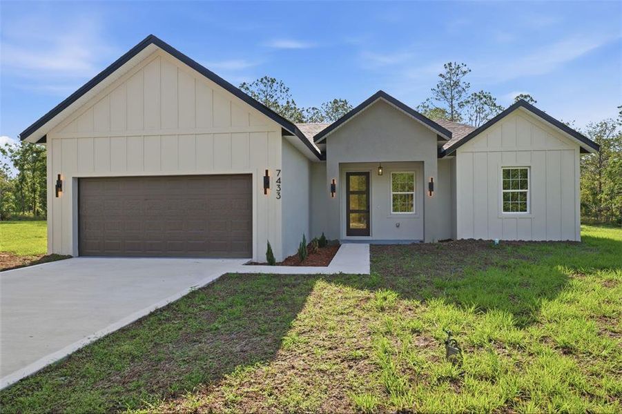 Front exterior of a new home in , Dunnellon, FL, highlighting curb appeal (Image 19). Front exterior of a new home in , Dunnellon, FL, highlighting curb appeal (Image 19).