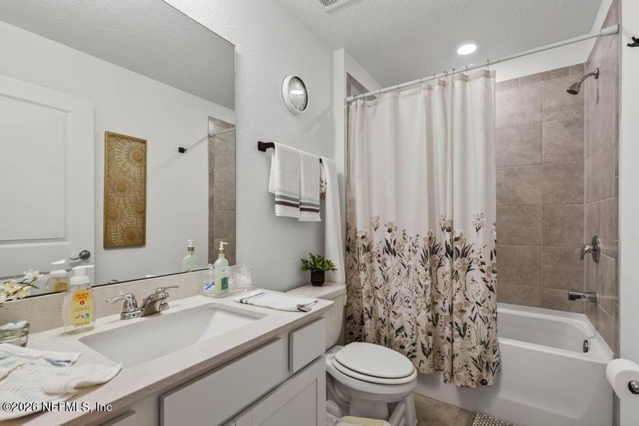 Furnished interior view inside a new home in Wells Landing, Jacksonville (Image 15). Furnished interior view inside a new home in Wells Landing, Jacksonville (Image 15).