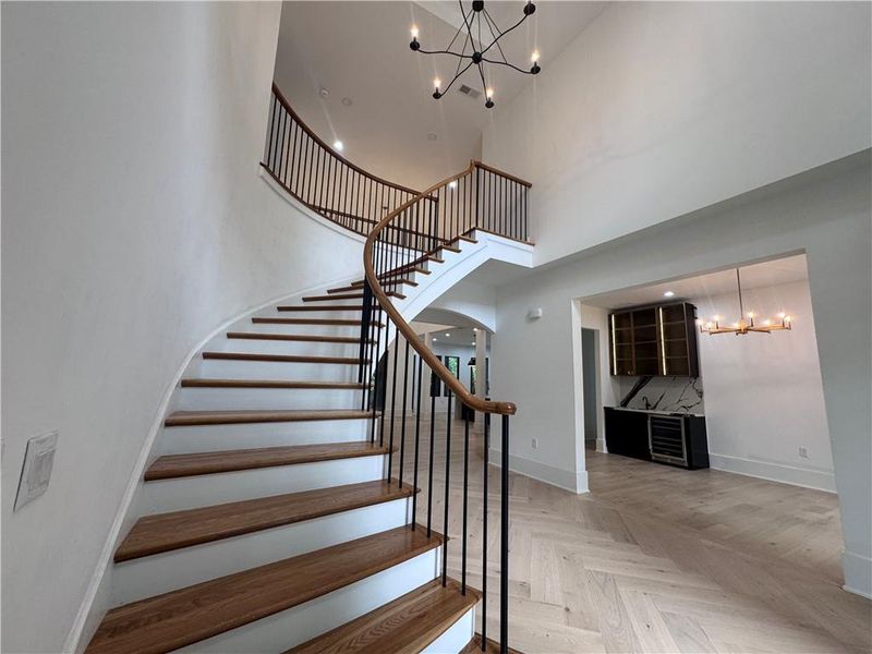 Spacious, unfurnished interior of a new home in , Alpharetta (Image 70).