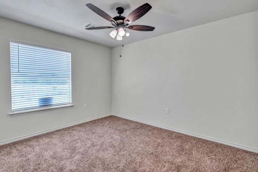 Spacious, unfurnished interior of a new home in , Fort Worth (Image 17).