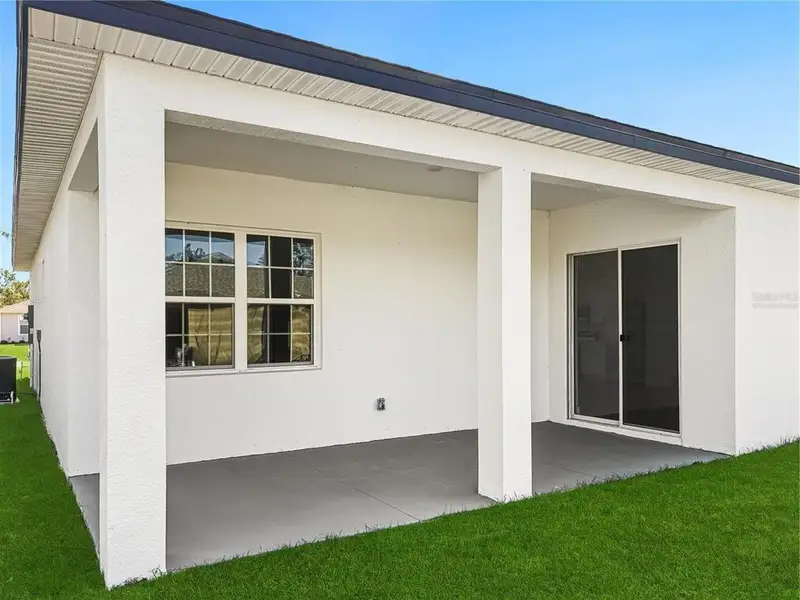 Exterior details and patio area of a home in , Ocala (Image 23).