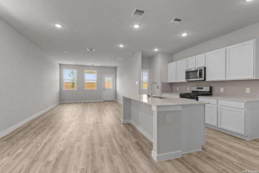 Furnished interior view inside a new home in Mesa Vista, San Antonio (Image 5).