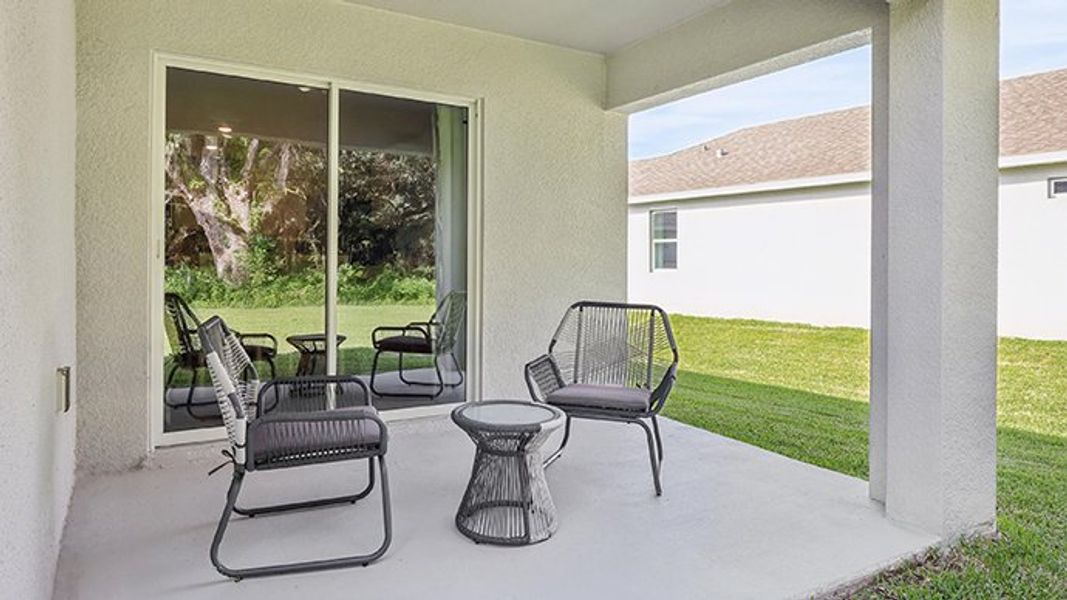Exterior details and patio area of a home in Silver Springs Shores Spot Lots, Ocala (Image 2). Exterior details and patio area of a home in Silver Springs Shores Spot Lots, Ocala (Image 2).