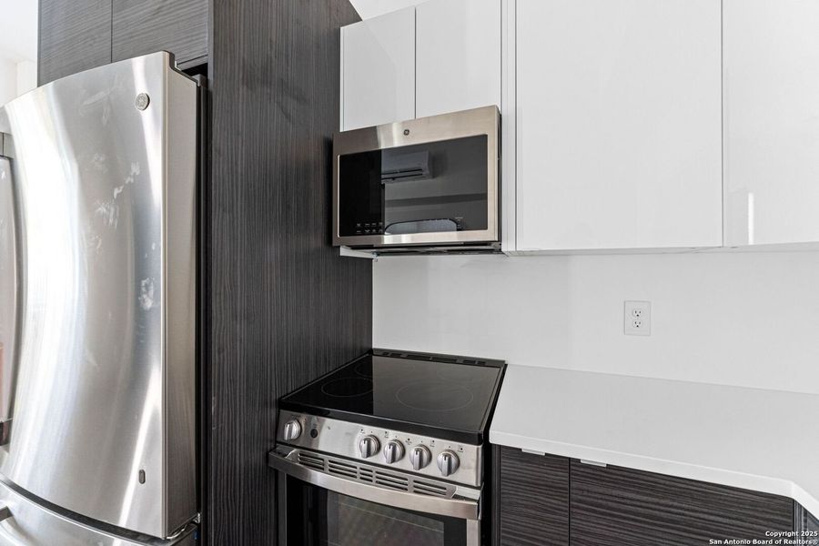 Image 19 of a home in .