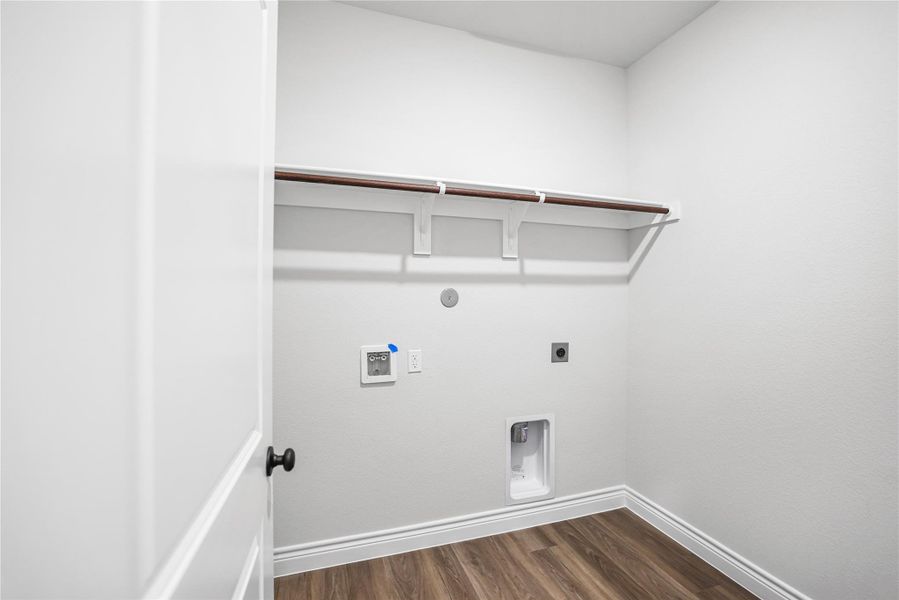 Spacious, unfurnished interior of a new home in Lexington Heights, Willis (Image 32). Spacious, unfurnished interior of a new home in Lexington Heights, Willis (Image 32).