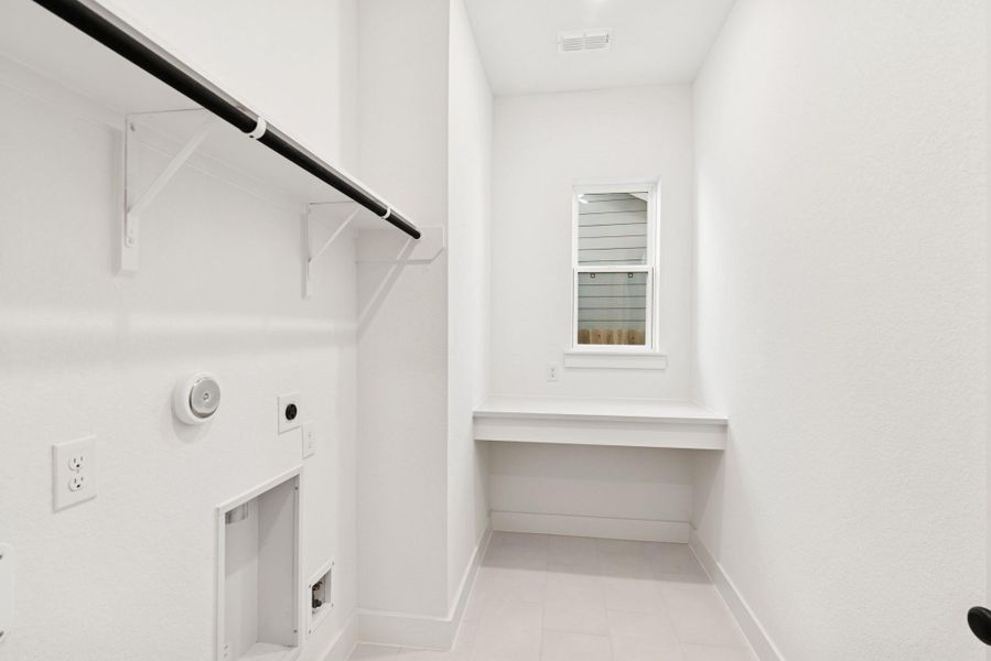 Spacious, unfurnished interior of a new home in , Katy (Image 20). Spacious, unfurnished interior of a new home in , Katy (Image 20).