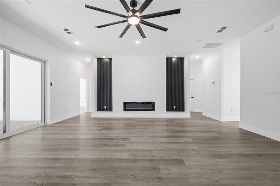 Spacious, unfurnished interior of a new home in , Wildwood (Image 37).