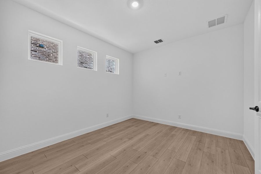 Spacious, unfurnished interior of a new home in South Oak, Lakewood Village (Image 27).