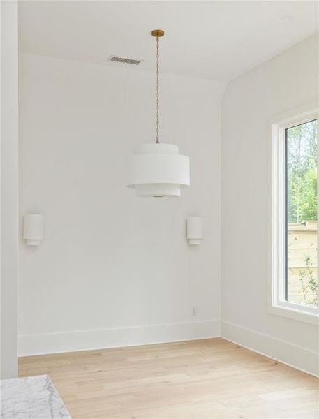 Spacious, unfurnished interior of a new home in , Chattahoochee Hills (Image 20).