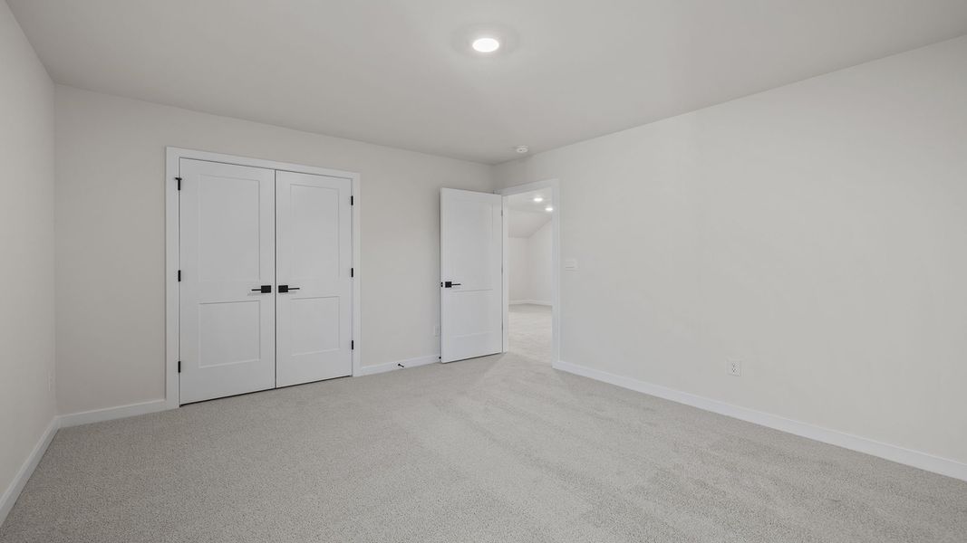Spacious, unfurnished interior of a new home in Whitehawk Meadows, Travelers Rest (Image 31).