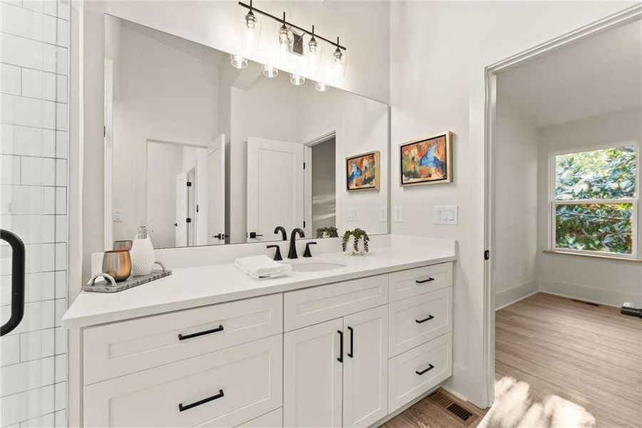 Furnished interior view inside a new home in Villa Nova, Gainesville (Image 5).