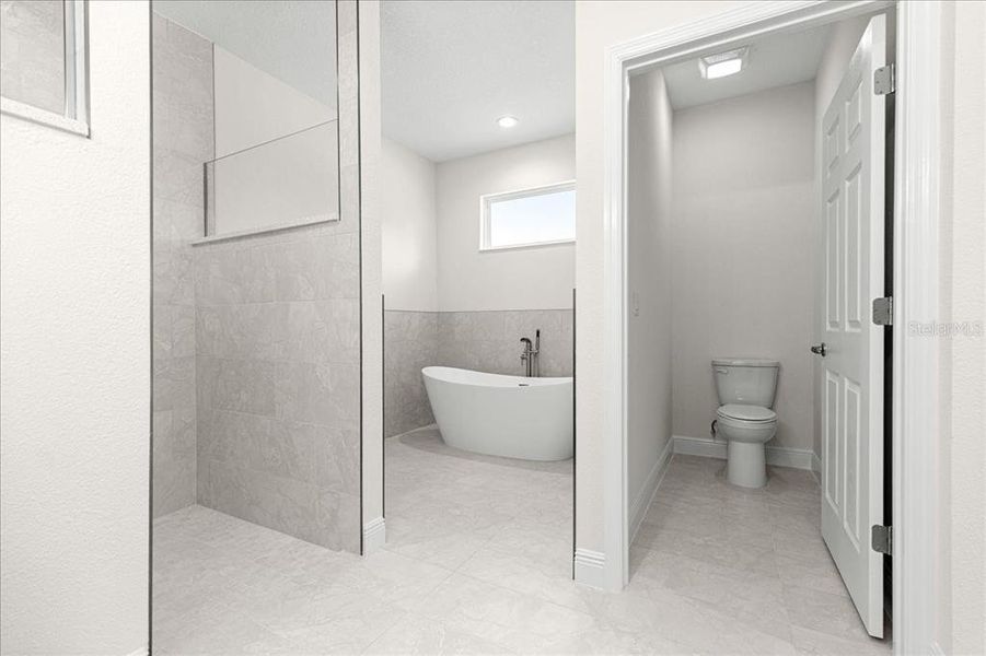 Furnished interior view inside a new home in , Dunnellon (Image 16).