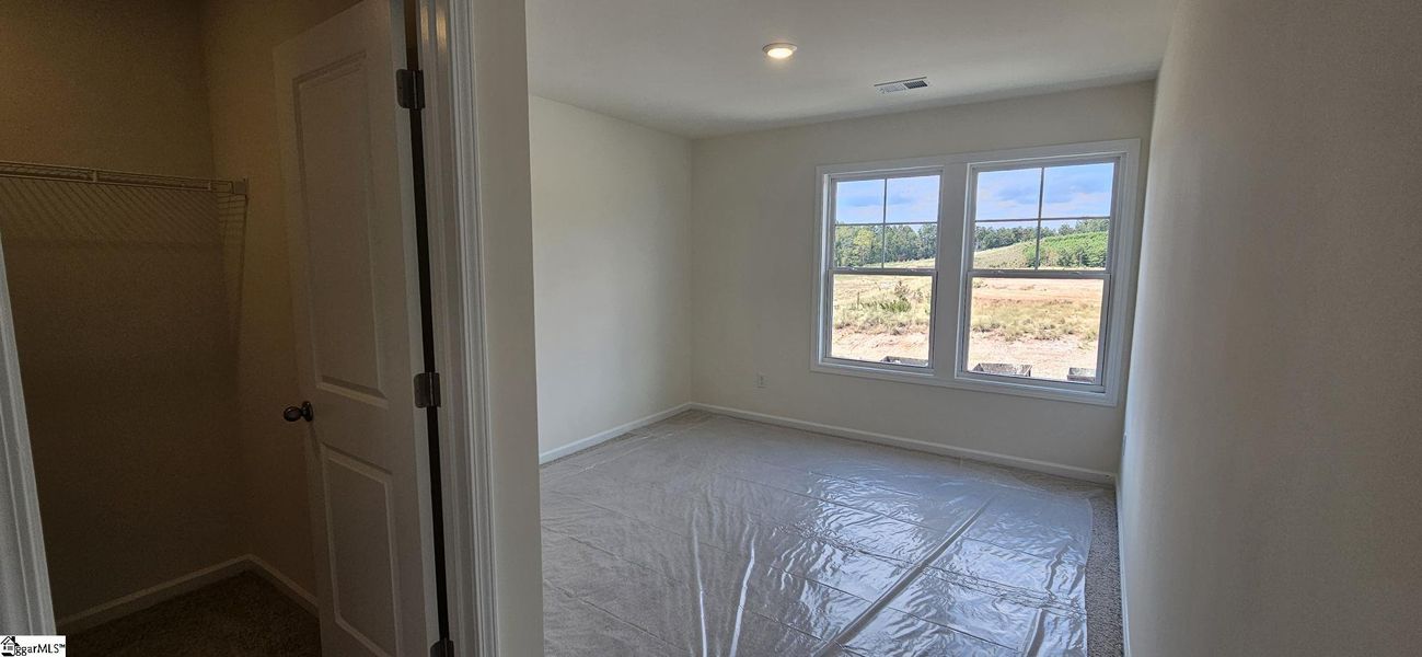 Spacious, unfurnished interior of a new home in Sedona, Greenville (Image 12). Spacious, unfurnished interior of a new home in Sedona, Greenville (Image 12).