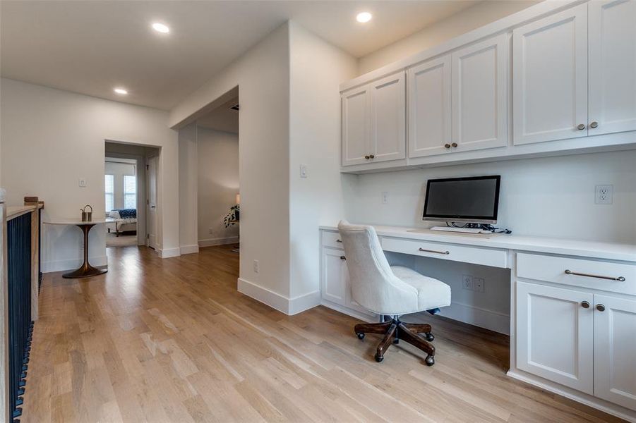 Furnished interior view inside a new home in , Dallas (Image 30).