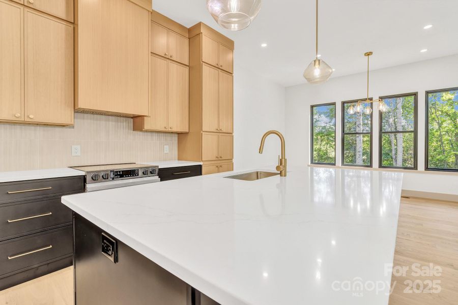 Image 42 of a home in . Image 42 of a home in .