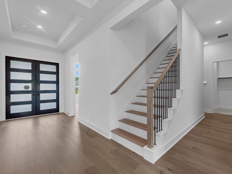 Spacious, unfurnished interior of a new home in The Estates at James Lane, Fulshear (Image 20).