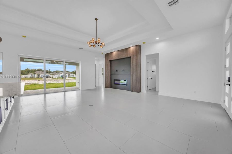 Spacious, unfurnished interior of a new home in , Port St. Lucie (Image 36).