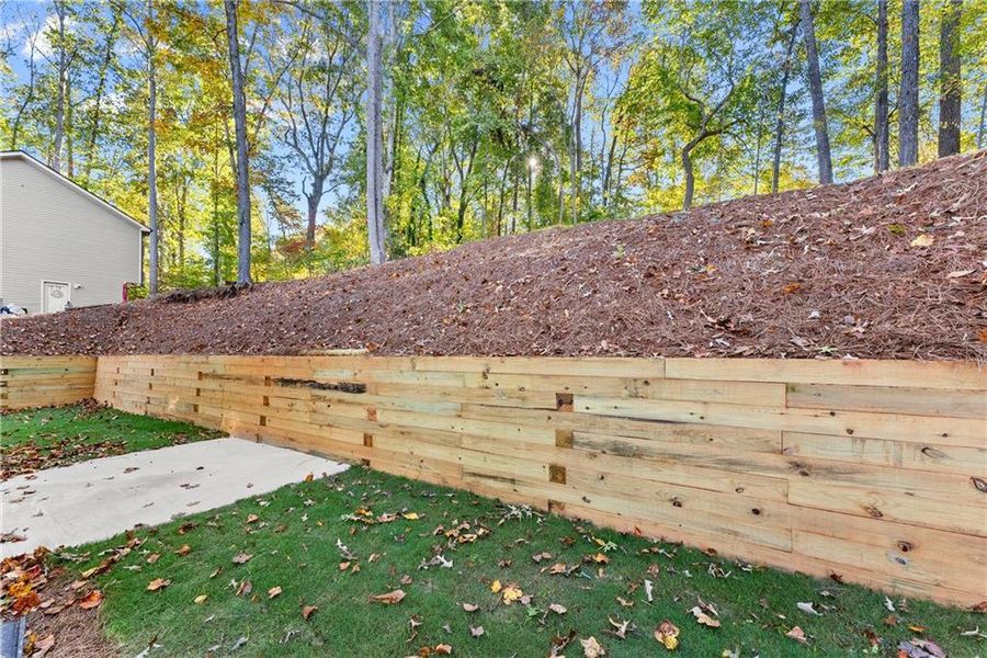 Exterior details and patio area of a home in , Gainesville (Image 20).
