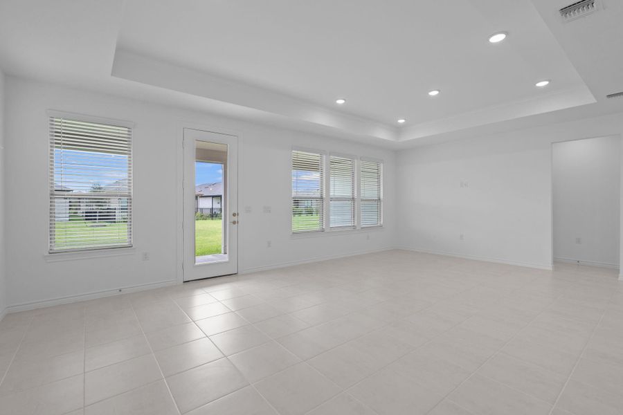 Spacious, unfurnished interior of a new home in Del Webb Fulshear, Fulshear (Image 14). Spacious, unfurnished interior of a new home in Del Webb Fulshear, Fulshear (Image 14).