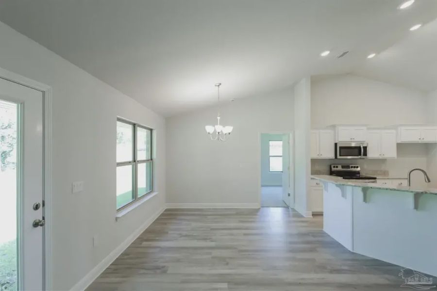 Representative unfurnished interior of a home built from the Plan 1810 by Adams Homes in Ashton View, Crestview (Image 14).