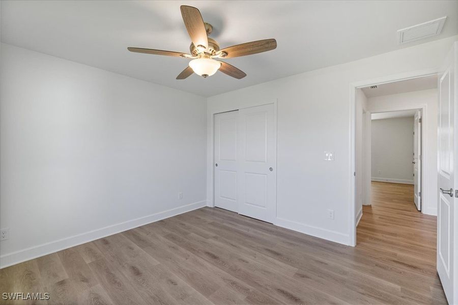 Spacious, unfurnished interior of a new home in Cape Coral, Cape Coral (Image 31).