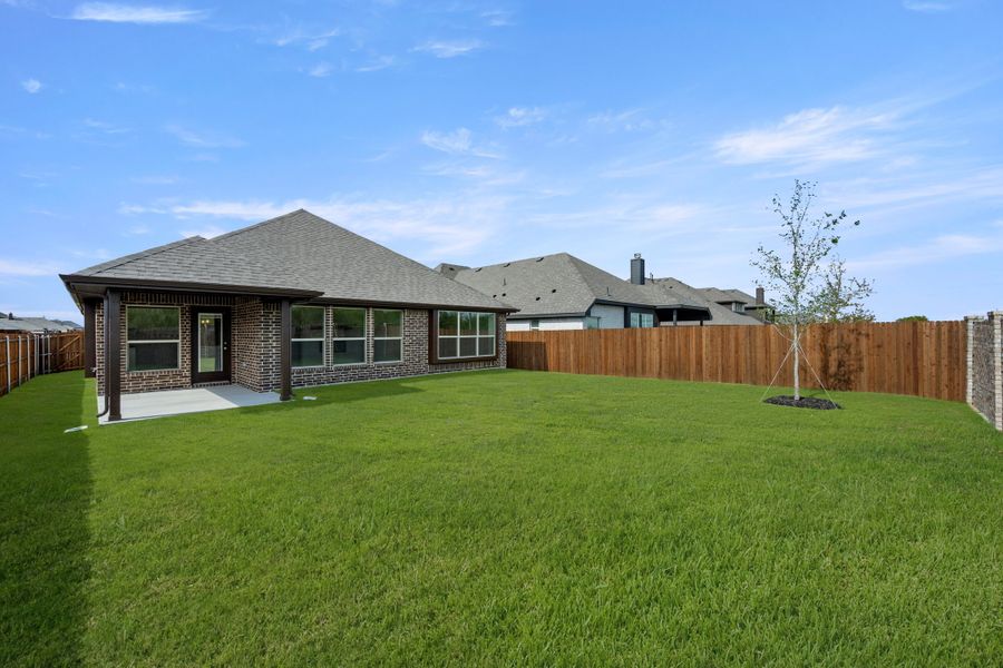 Exterior details and patio area of a home in Hulen Trails, Fort Worth (Image 22). Exterior details and patio area of a home in Hulen Trails, Fort Worth (Image 22).