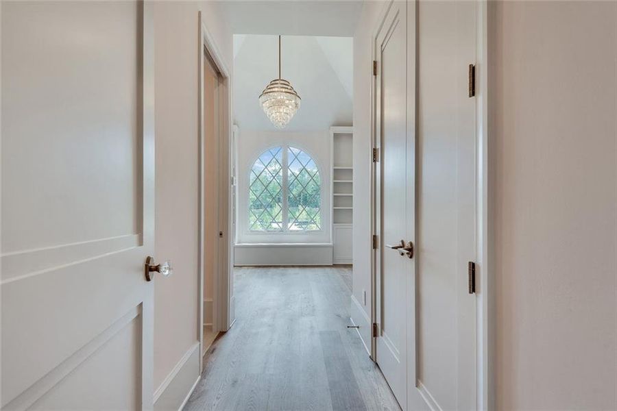 Spacious, unfurnished interior of a new home in , Alpharetta (Image 87).