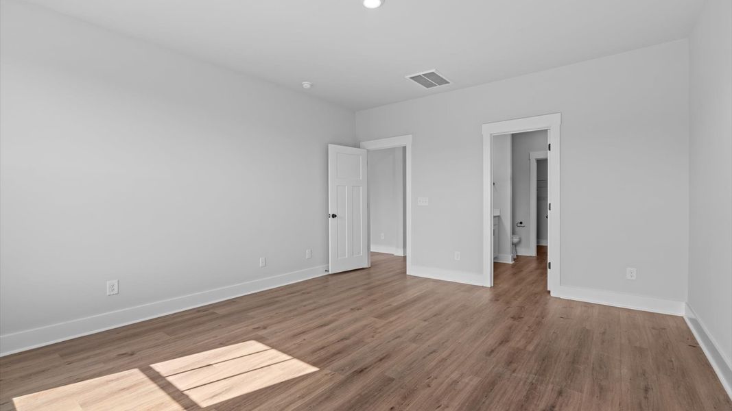 Furnished interior view inside a new home in Pinebrook, Woodruff (Image 14).