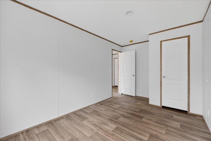 Spacious, unfurnished interior of a new home in , Pineville (Image 13).