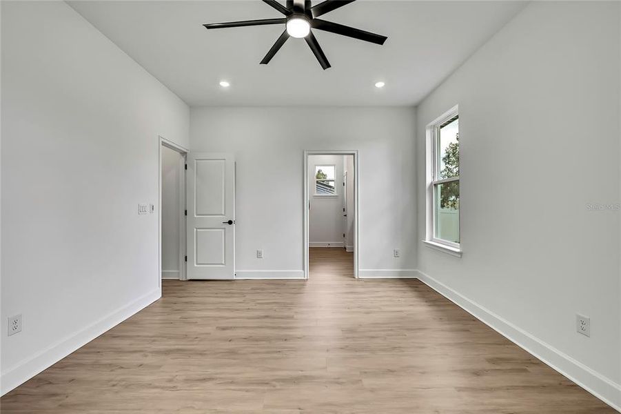 Spacious, unfurnished interior of a new home in , Spring Hill (Image 32). Spacious, unfurnished interior of a new home in , Spring Hill (Image 32).