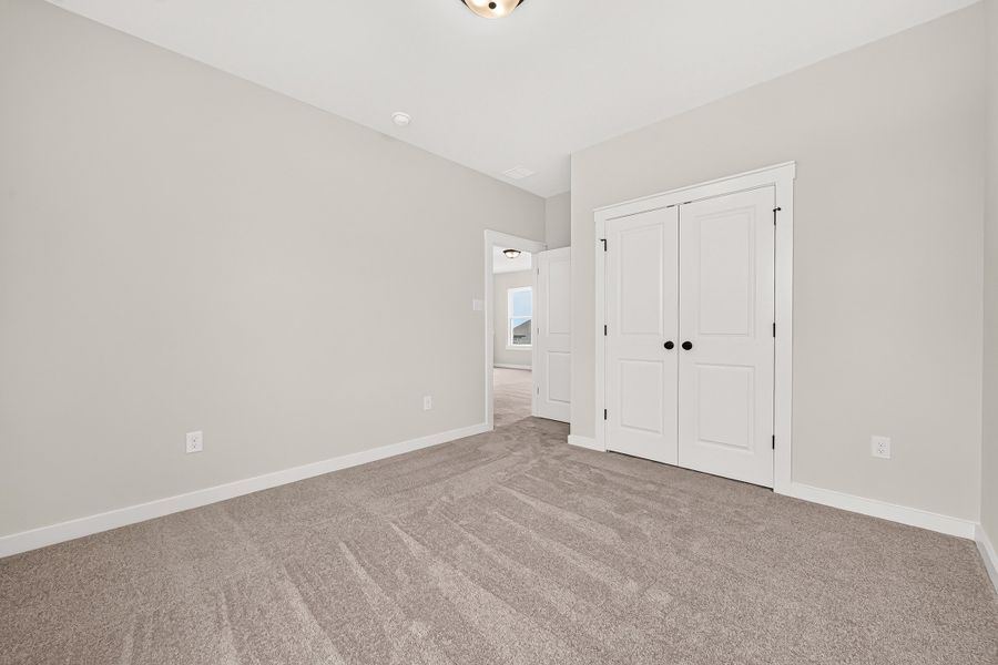 Spacious, unfurnished interior of a new home in Aldeana, Bonney (Image 46).