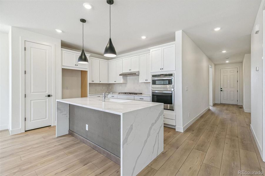 Furnished interior view inside a new home in Terrain Oak Valley, Castle Rock (Image 12). Furnished interior view inside a new home in Terrain Oak Valley, Castle Rock (Image 12).
