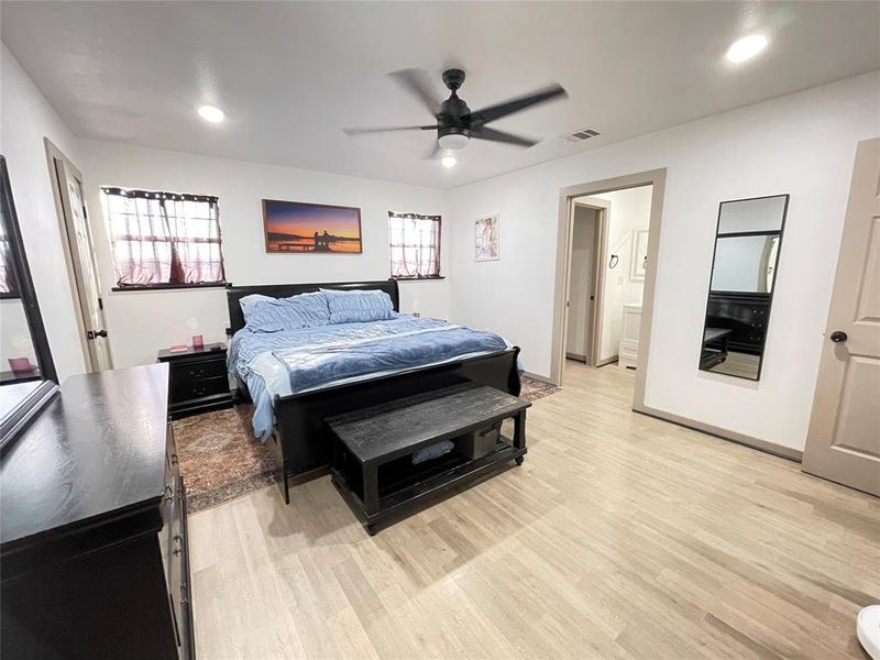 Furnished interior view inside a new home in , Bullard (Image 19). Furnished interior view inside a new home in , Bullard (Image 19).