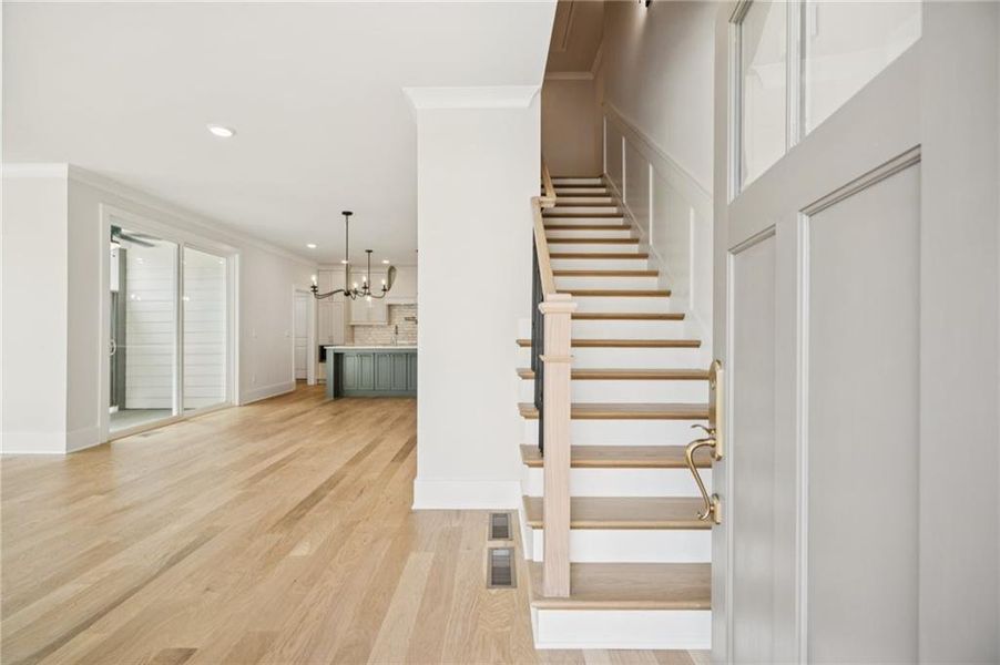 Spacious, unfurnished interior of a new home in , Roswell (Image 27).