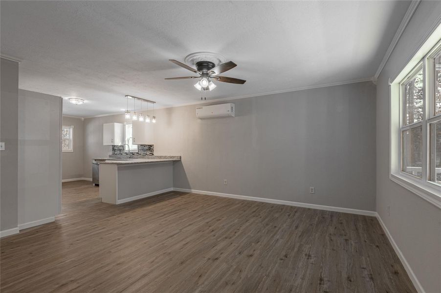 Spacious, unfurnished interior of a new home in , Huntsville (Image 11).