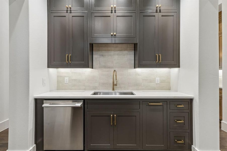 Furnished interior view inside a new home in , Weatherford (Image 15). Furnished interior view inside a new home in , Weatherford (Image 15).