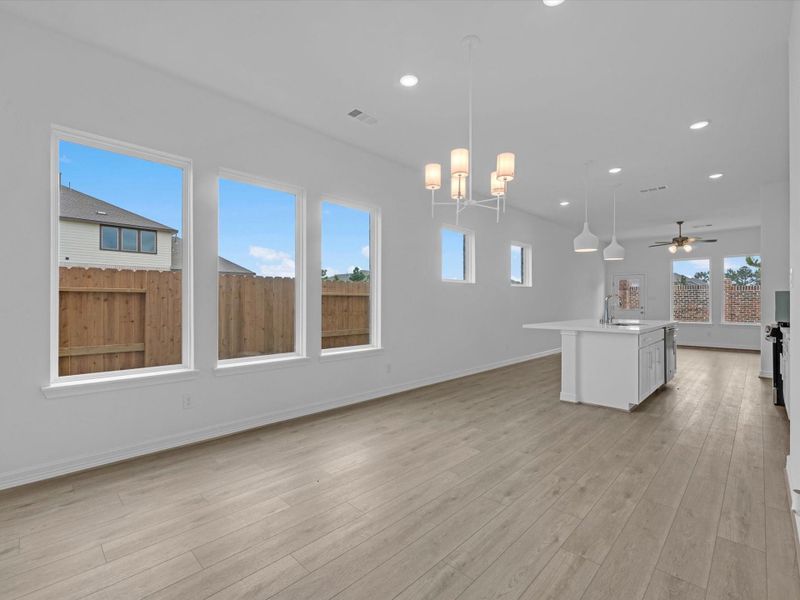 Spacious, unfurnished interior of a new home in Emory Glen, Magnolia (Image 13). Spacious, unfurnished interior of a new home in Emory Glen, Magnolia (Image 13).