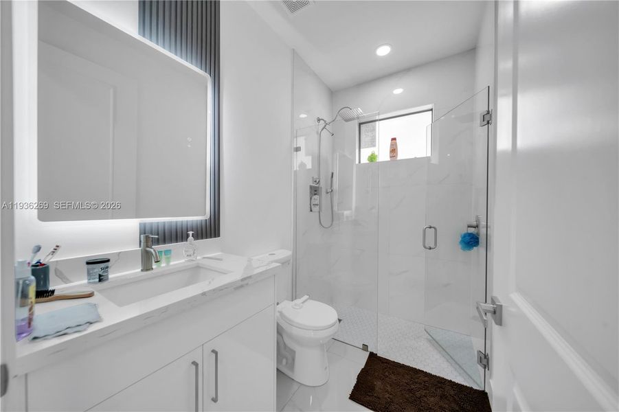 Furnished interior view inside a new home in , Lehigh Acres (Image 14).