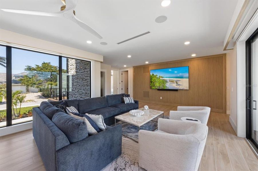 Furnished interior view inside a new home in , Sarasota (Image 46).