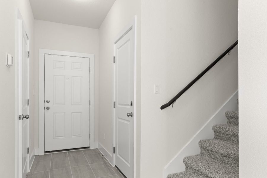Representative unfurnished interior of a home built from the Colorado by Pacesetter Homes in Saddle Creek Twinhomes, Georgetown (Image 29).