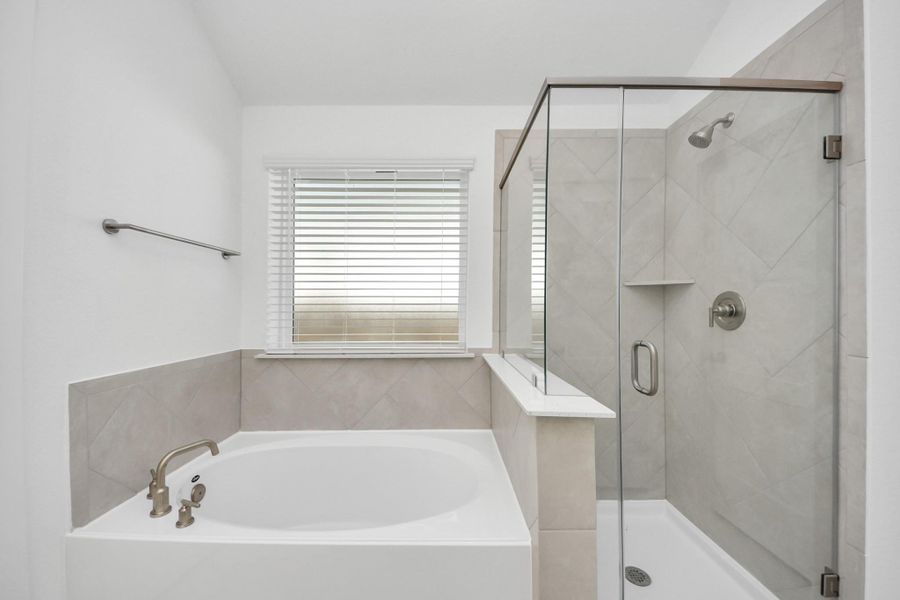 Furnished interior view inside a new home in Laurel Landing: Landmark Collection, Alvin (Image 13).