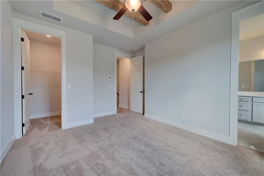 Spacious, unfurnished interior of a new home in Barrett Pointe, Kennesaw (Image 15).