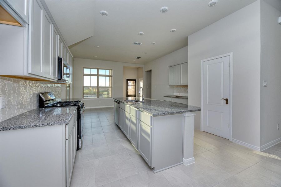 Furnished interior view inside a new home in Aldeana - Paintbrush Collection, Bonney (Image 8).