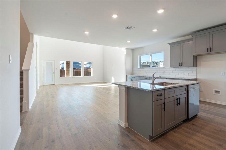 Furnished interior view inside a new home in The Preserve at Forum, Grand Prairie (Image 8).