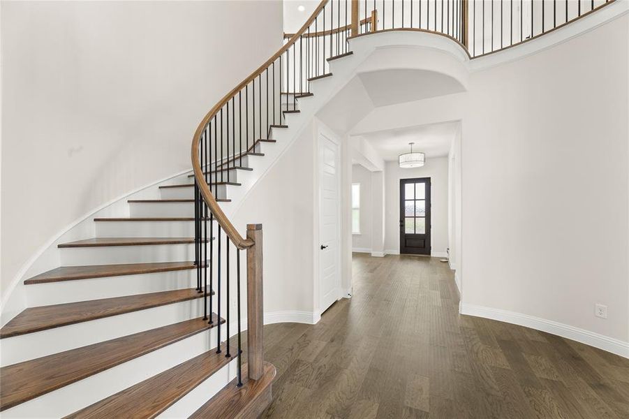 03. 3304 Andesite - Entry