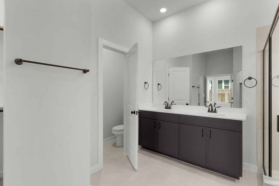 Furnished interior view inside a new home in Nolina, Georgetown (Image 9).